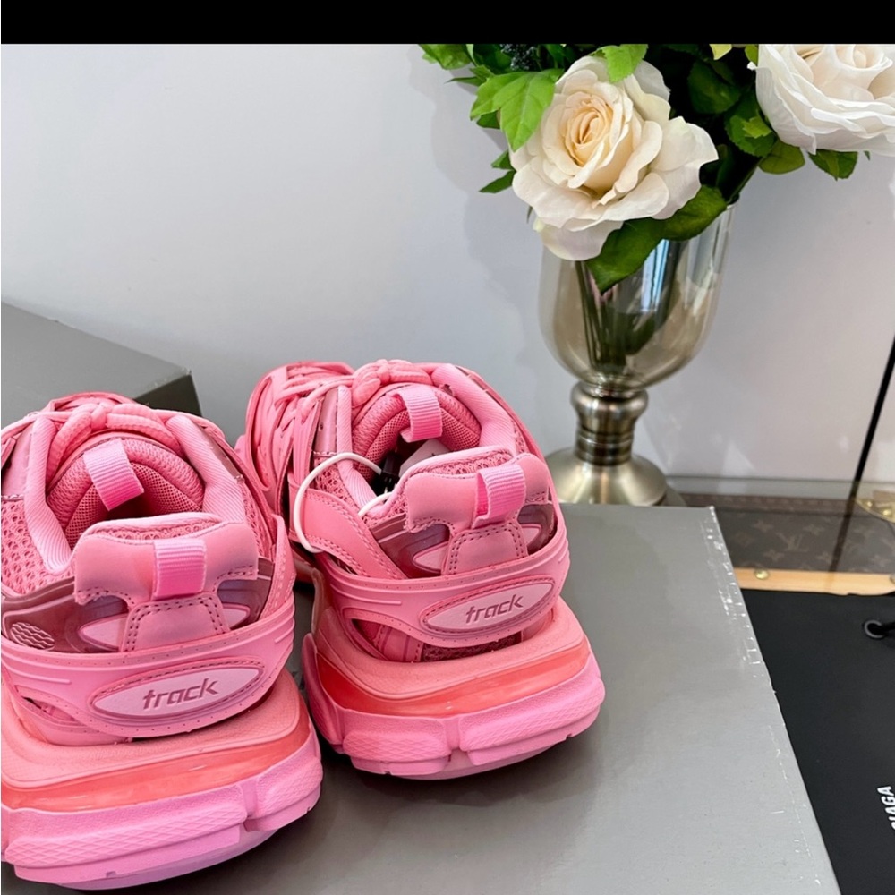 Balenciaga Pink Designer Athletic Sneakers - Picture 4 of 6